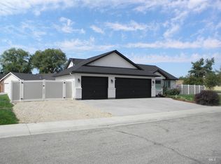 871 N Samson Ave, Boise, ID 83704