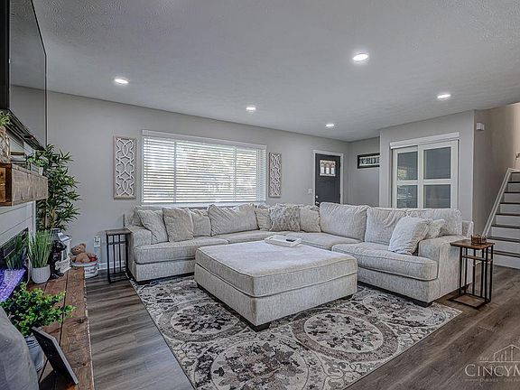 3rd image of 3511 Liberty Bell Dr