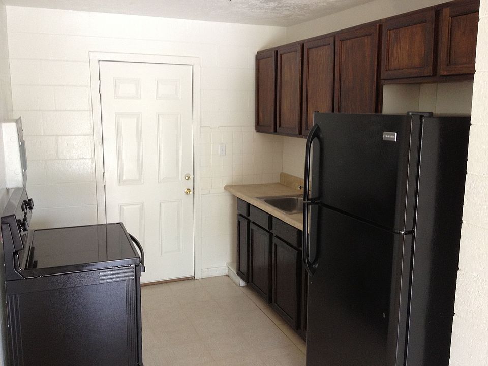 1st image of 1404 S Deleon Ave APT 10