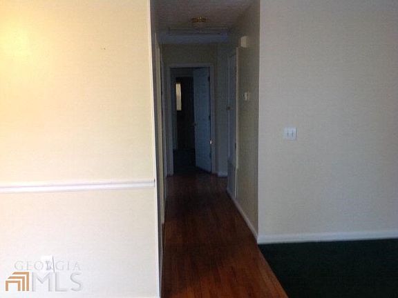 4th image of 213 Greystone Dr