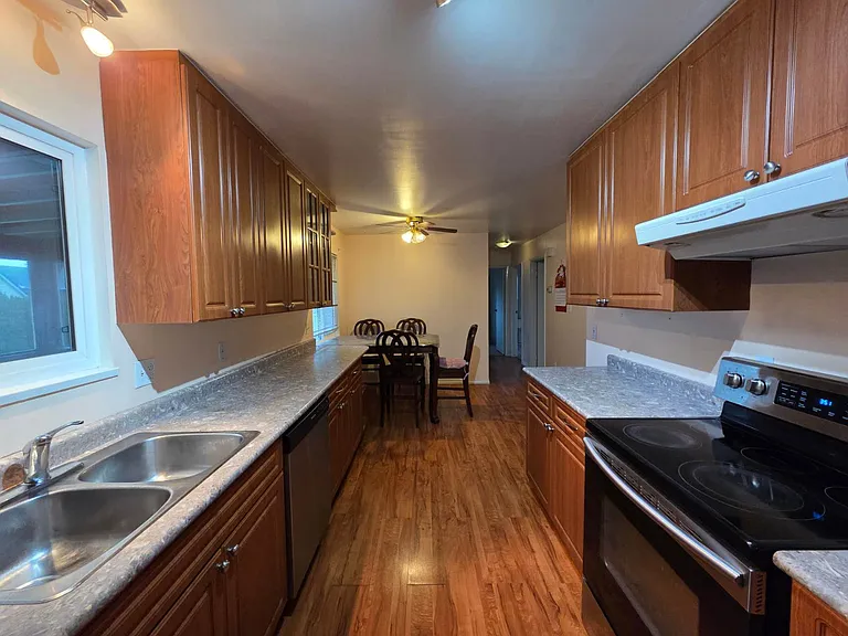 6171 Riverdale Dr — Photo 5