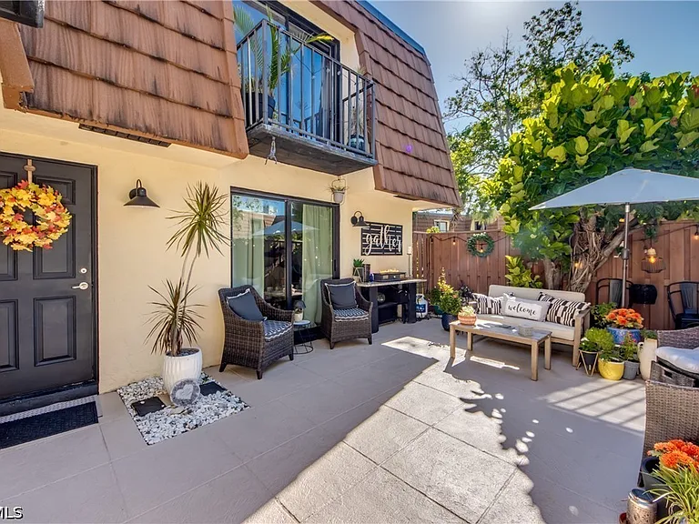 5213 Cedarbend Dr #4 — Photo 4