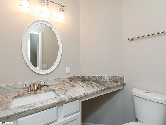 5th image of 967 Boyne Ct