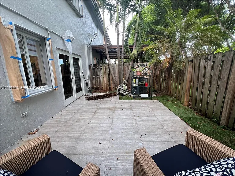 11612 NW 50th Ter #11612 — Photo 19