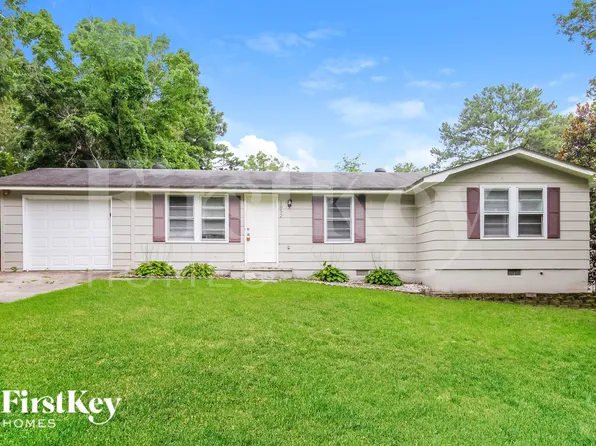 1052 Adrian Cir SW, Conyers, GA 30094