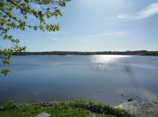 188 Ocean View Ave #1, Swansea, MA 02777
