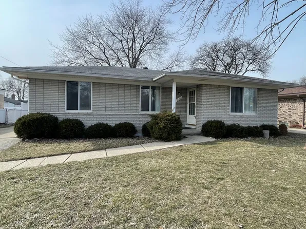 31287 McNamee St, Fraser, MI 48026