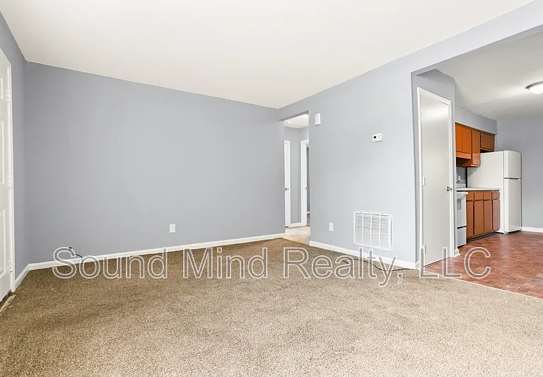 2600 Mallard Ct — Photo 4