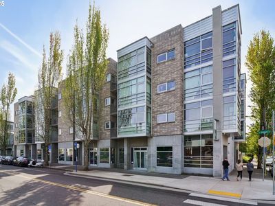 910 SE 42nd Ave SUITE 250, Portland, OR, 97215