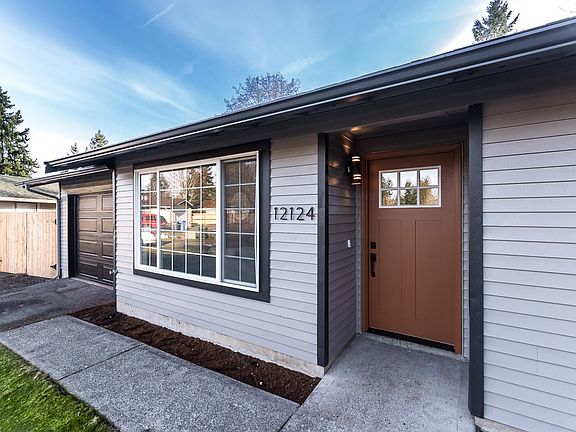 5th image of 12124 161st St E
