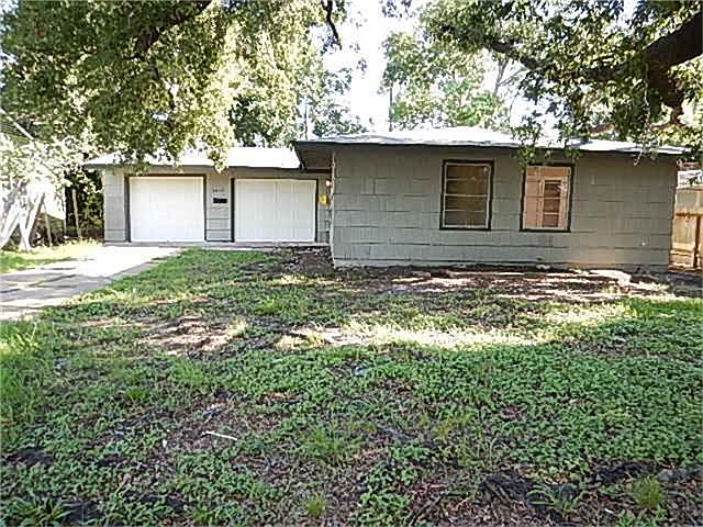 1st image of 5647 Lyndhurst Dr