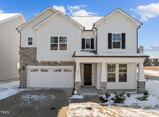 800 Summit Crest Ct, Apex, NC 27523