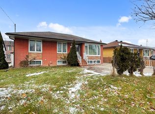 2864 Weston Rd, Toronto, ON M9M 2S3