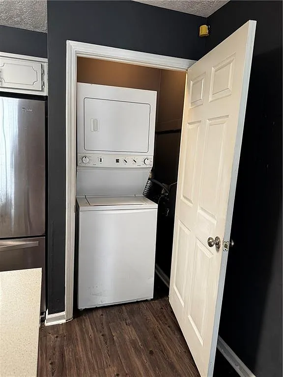 1 bed, 1.0 bath, 3212 sqft, $1,150 — Photo 4