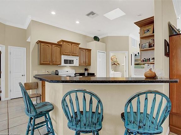 3rd image of 10438 S Orange Blossom Blvd