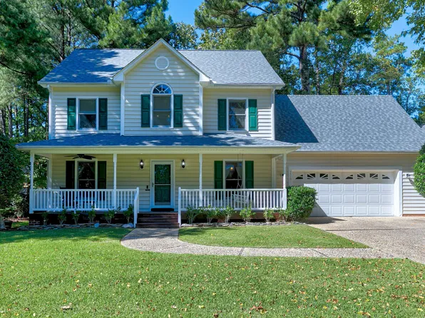 2310 Walden Creek Dr, Apex, NC 27523