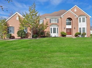 1593 Horseshoe Dr, Wall Township, NJ 08736
