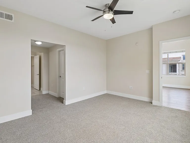 Floorplan I 3br, 2ba loft