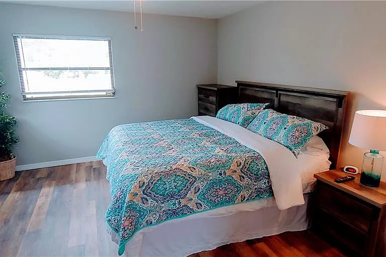309 Shore T Rd — Photo 8