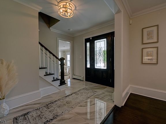 5th image of 32 Virginia Rd