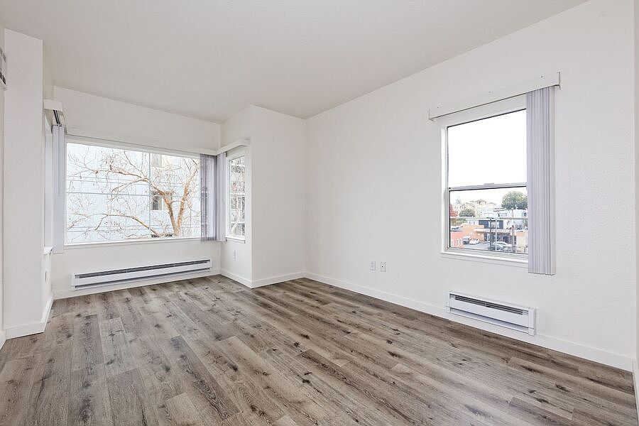 1st image of 1524 1st Ave APT 402