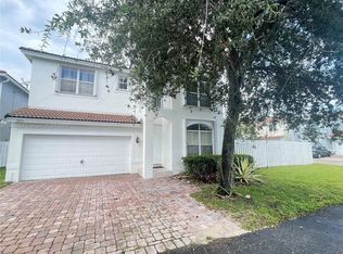 3705 SW 50th St, Fort Lauderdale, FL 33312