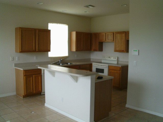 2nd image of 4019 13th St SW