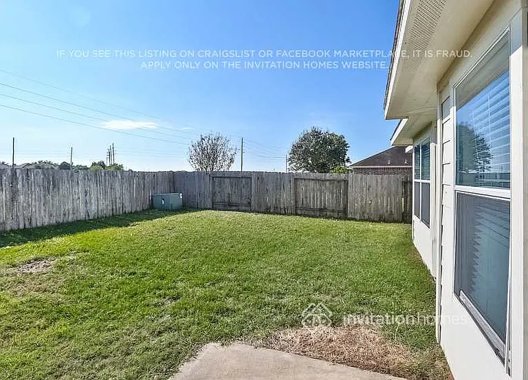 19811 Whispering Hollow Ln — Photo 22