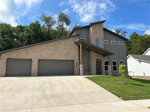 1113 Bunker Dr, Pea Ridge, AR 72751