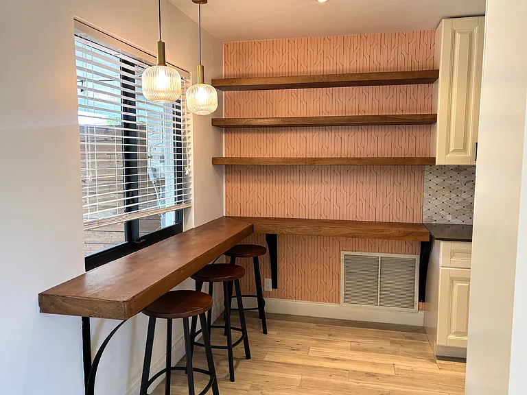 310 Orange Way — Photo 14