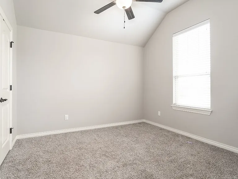 7832 Ashleaf Ter — Photo 17