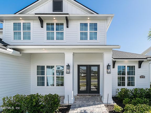 3rd image of 71 OAK HEIGHTS Court