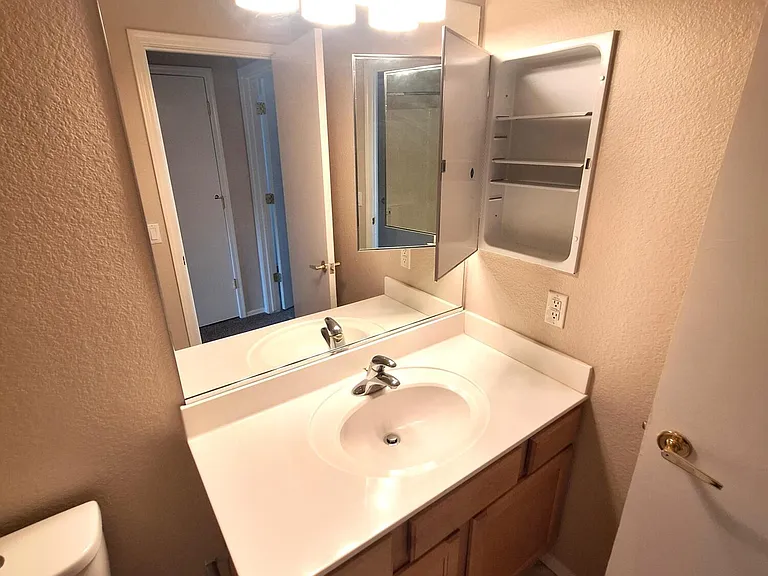 3307 E Fremont Rd — Photo 27