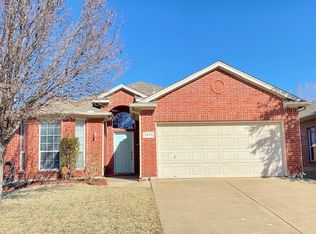 2649 Evening Shade Dr, Fort Worth, TX 76131