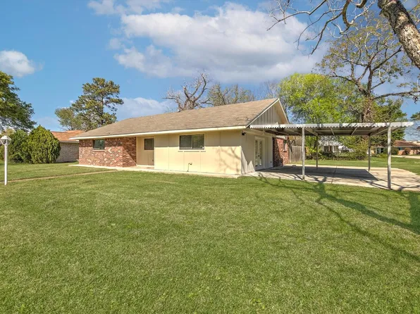 501 Ladd St, Dayton, TX 77535