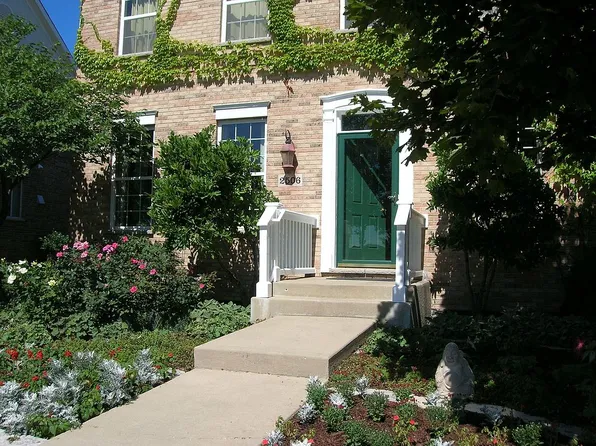 2506 W Lake Ave, Glenview, IL 60026