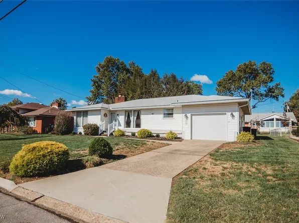 3321 Foley Dr, Parkersburg, WV 26104