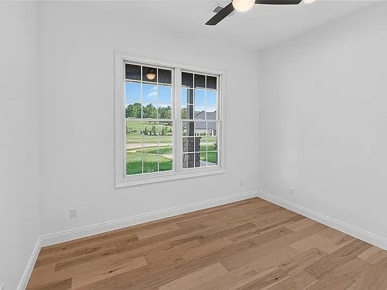 1528 Brunston Dr — Photo 24