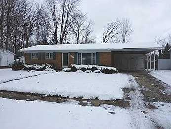 5458 Litchfield Dr photo 1
