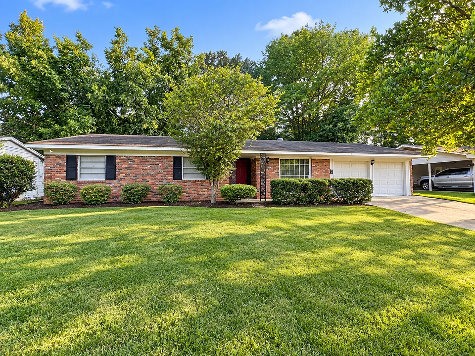 1337 Winterview Dr