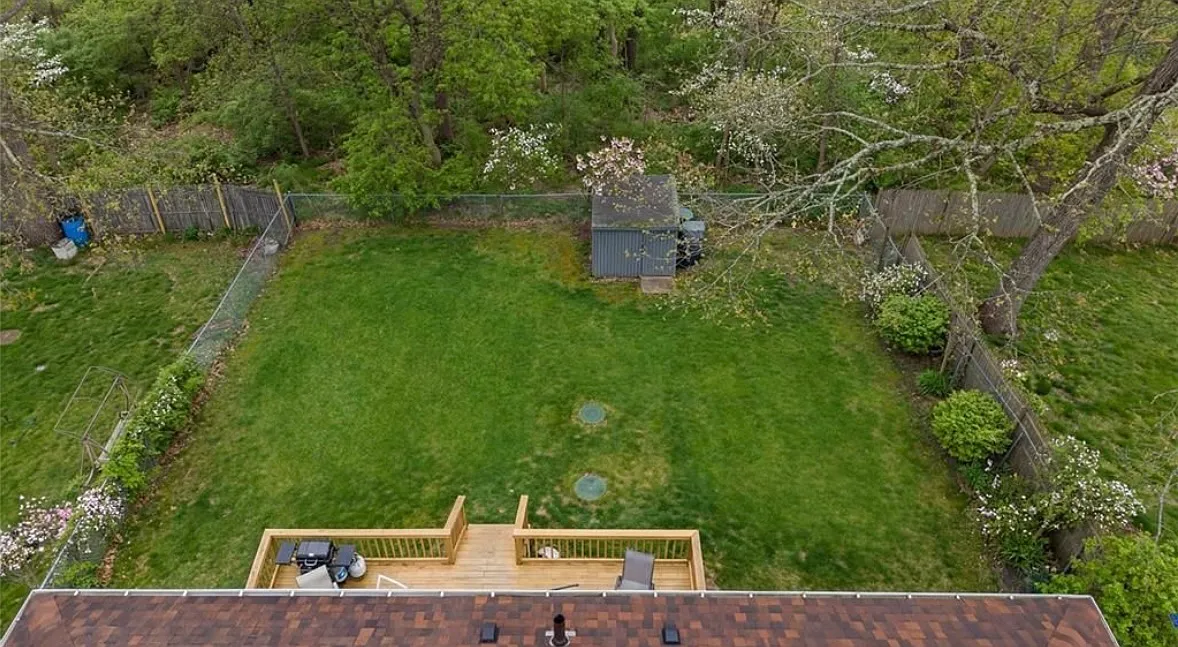 2 bed, 864 sqft, $2,500 — Photo 3