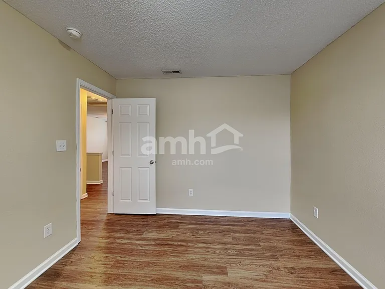 897 Sunvista Dr — Photo 19