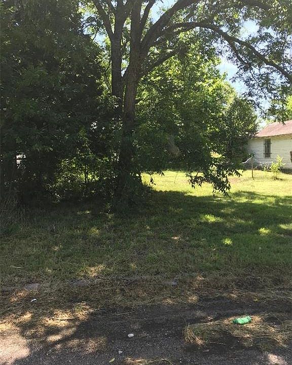 1st image of 420 S Hitchite Ave