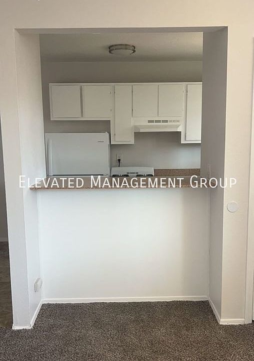 1st image of 1001 Louisiana Blvd SE #6