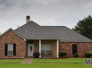 1525 Raven Way Dr, Zachary, LA 70791