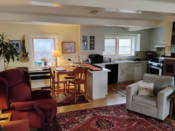 873 Bragg Hill, 873 Bragg Hill Rd #2, Norwich, VT 05055
