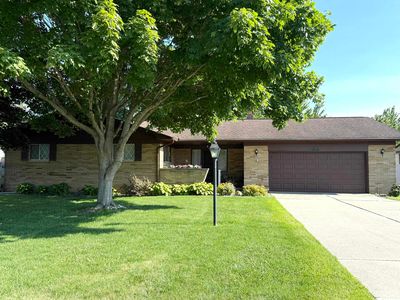 2432 Kopka Ct, Bay City, MI, 48708
