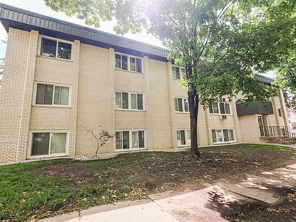 2nd image of 3449 Harriet Ave APT 304