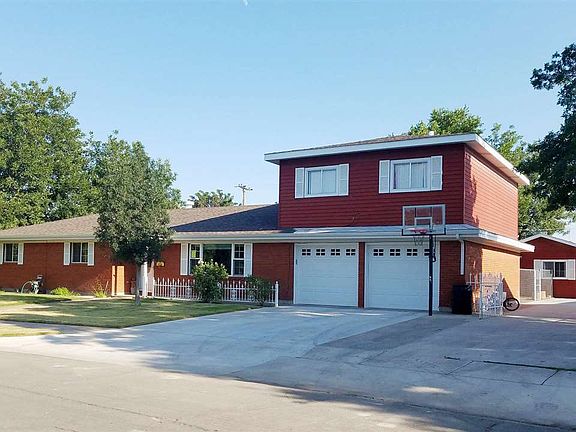 2nd image of 2205 Fulkerson Dr