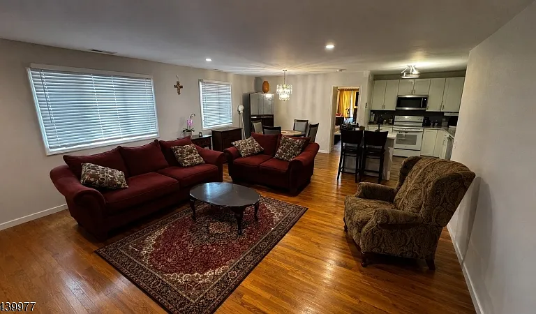 1 Edgewood Rd #1 — Photo 2